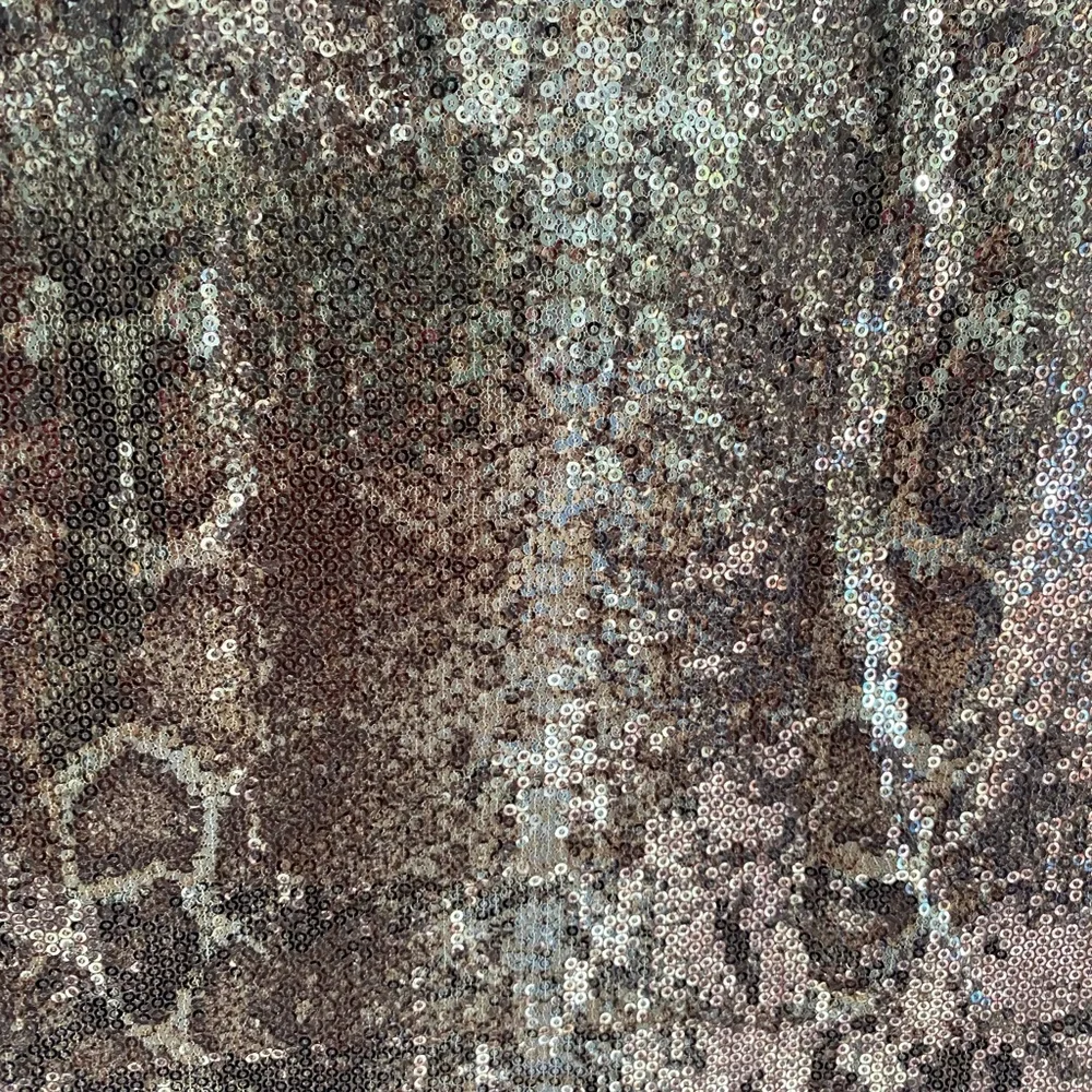 Gold and sequins Mini dress - Picture 5 of 11